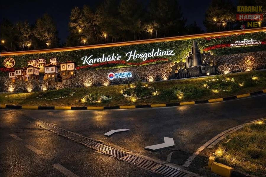 KARABÜK GİRİŞLERİNE ESTETİK DOKUNUŞ: CEPHE PEYZAJI ÇALIŞMALARI BAŞLADI