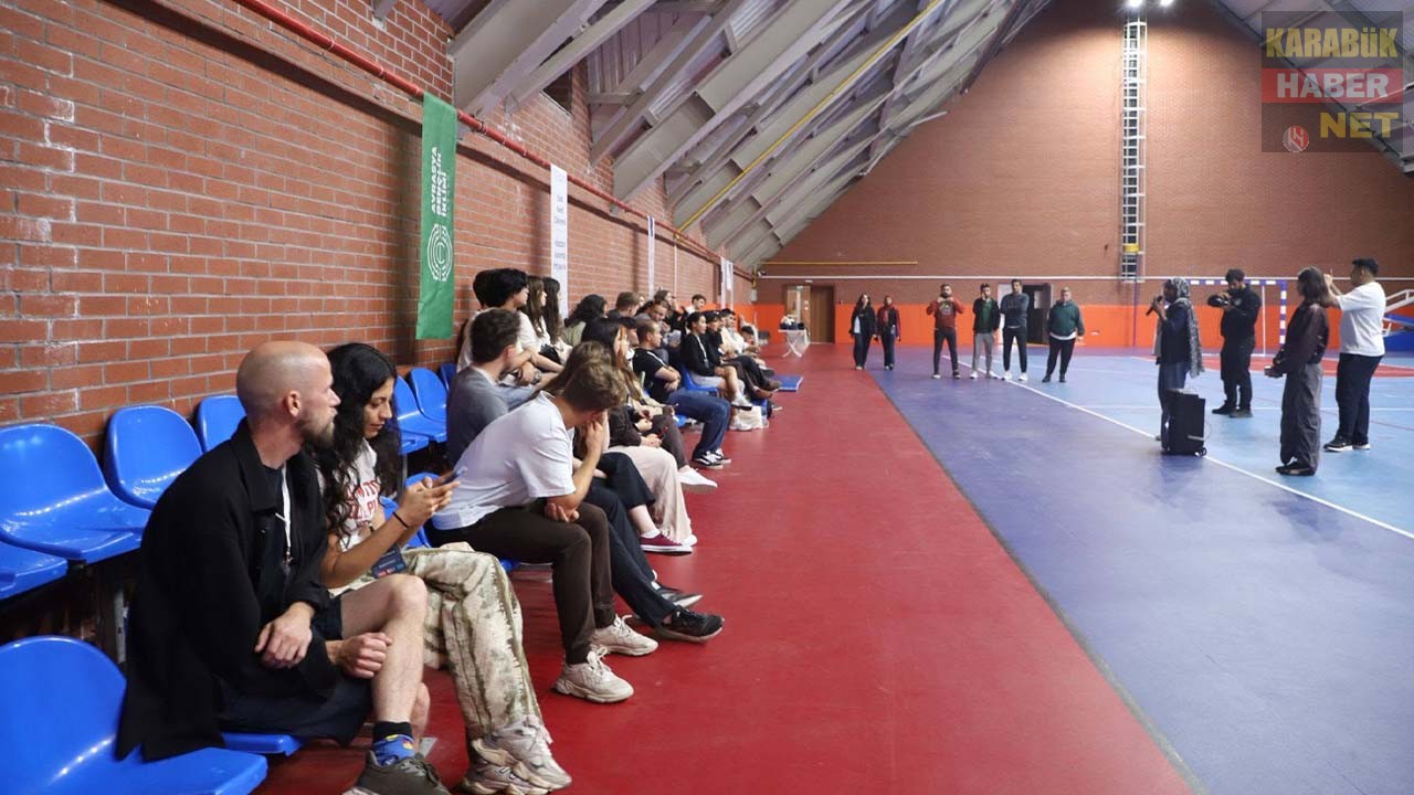 KARABÜK’TE ULUSLARARASI ZİRVE: 4 ÜLKEDEN GENÇLER OVACIK’TA BULUŞTU