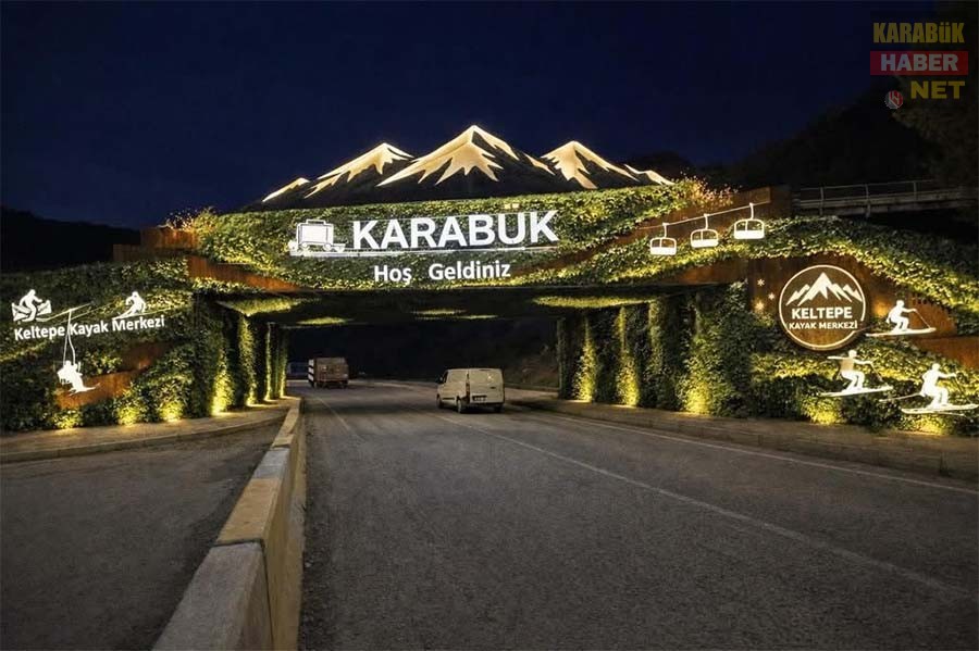 KARABÜK GİRİŞLERİNE ESTETİK DOKUNUŞ: CEPHE PEYZAJI ÇALIŞMALARI BAŞLADI